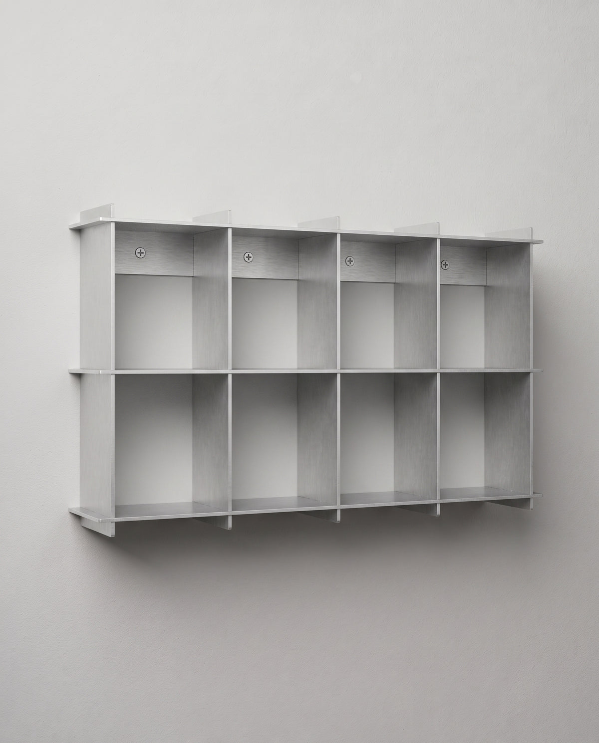 LOMA_4 | Natt-/sidobord i aluminium