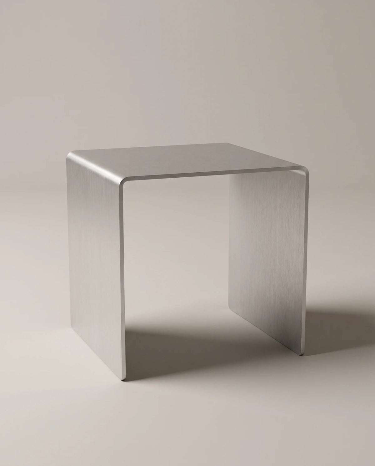 FARO_1 | Hörnbord i aluminium, 40 cm